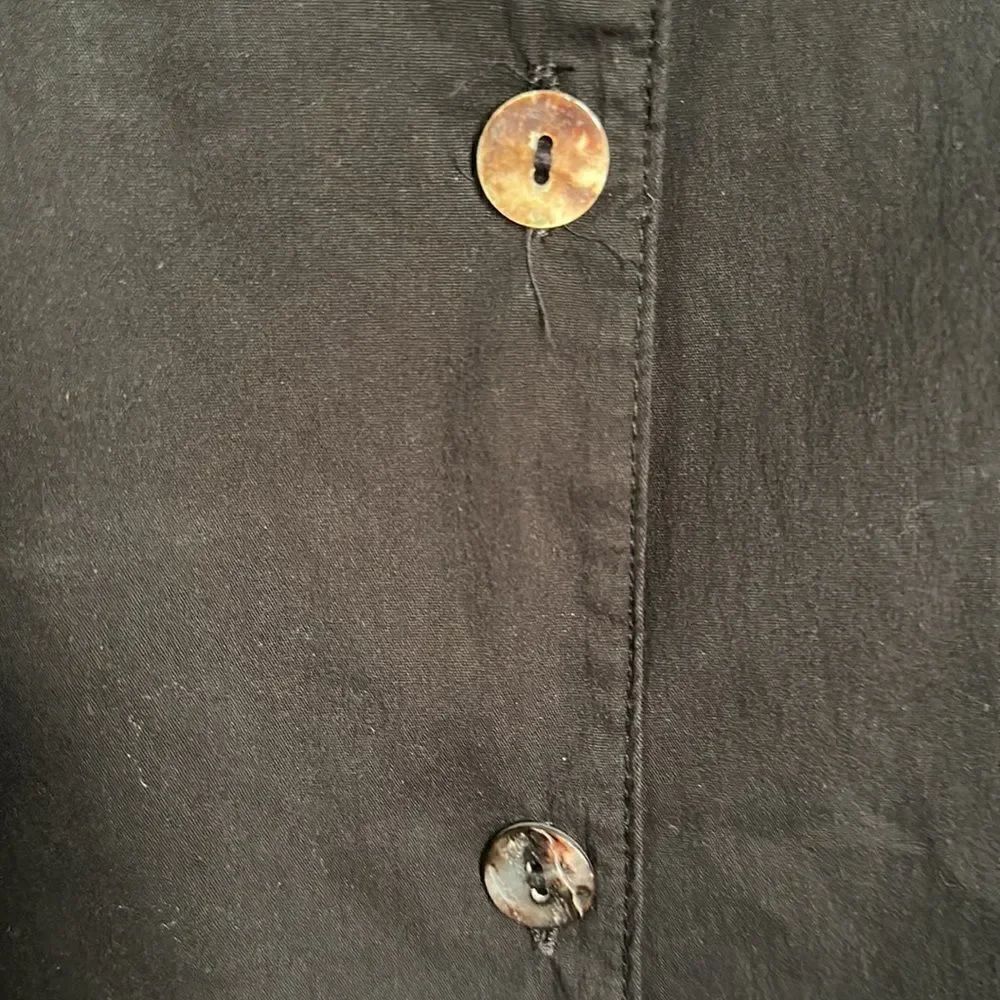 Brynn Walker Black Front Button Tunic Top M - Picture 5 of 8